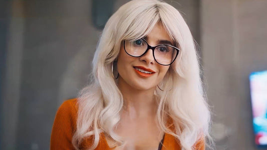 Mikaela Hoover en Cat Grant, la journaliste du Daily Planet, dans le Superman de 2025