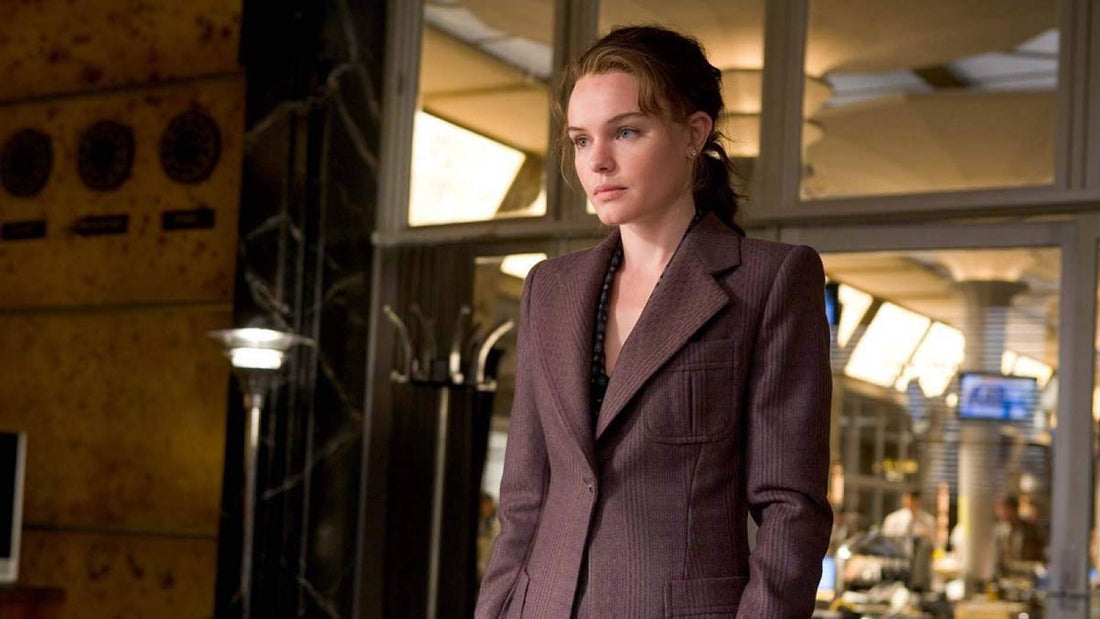 Kate Bosworth en Lois Lane dans la rédaction du Daily Planet, Superman Returns de Bryan Singer (2006)