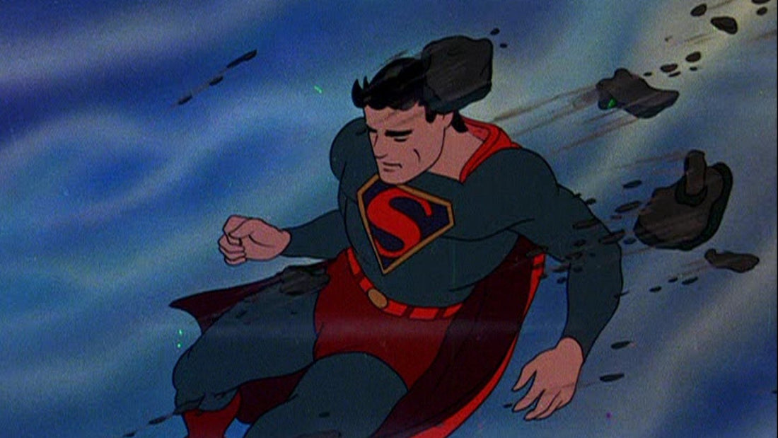 Superman des courts métrages Fleischer vole vers toi à travers des débris, cape déployée