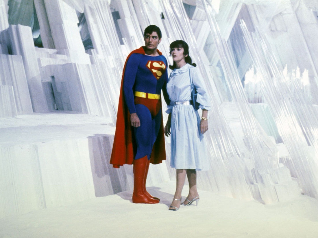 Margot Kidder en Lois Lane avec le Superman de Christopher Reeve dans la Forteresse de solitude, Superman II