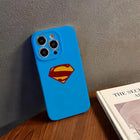 Coque iPhone Superman – Fond Bleu Logo DC Comics