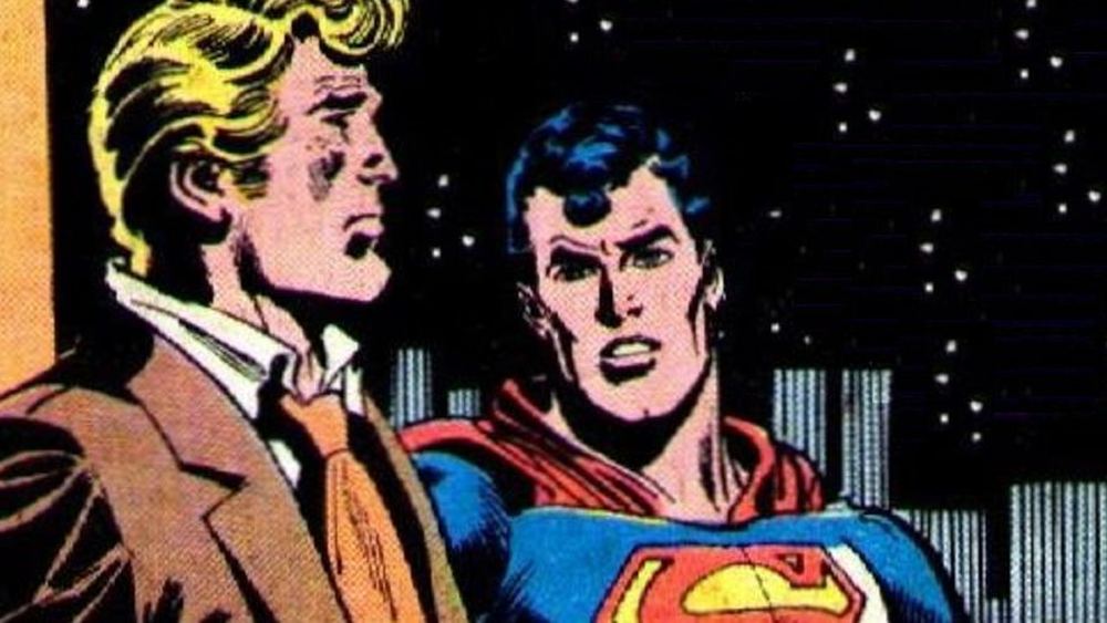 Pete Ross blond en veste marron, face à Superman en costume, dans les comics